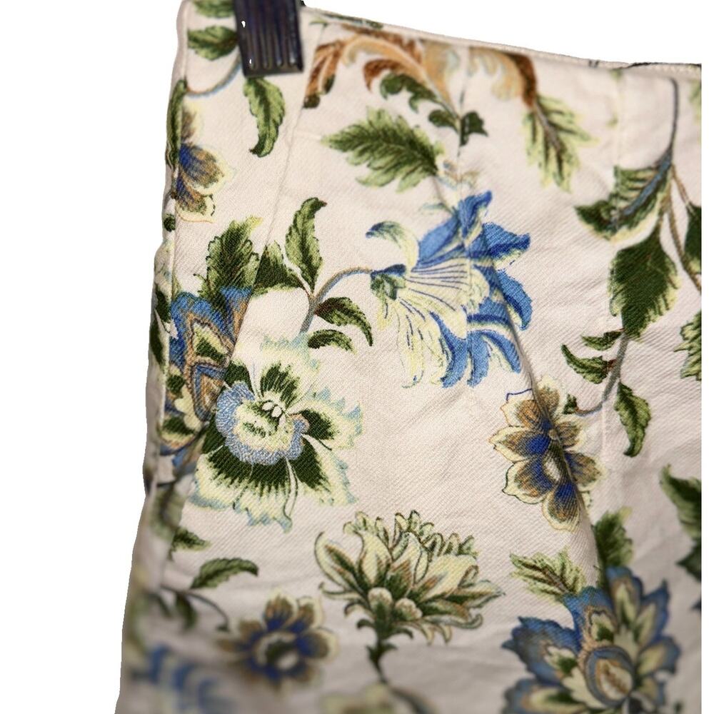LOFT Women’s Floral High Rise Chino Shorts Size S Pockets Zip Closure size 8 - Picture 4 of 9